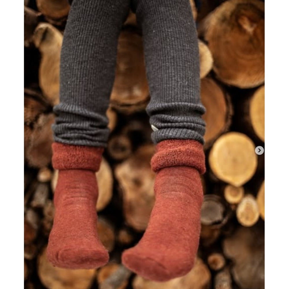Nui Organics Lounge Socks Rust 2/3y
